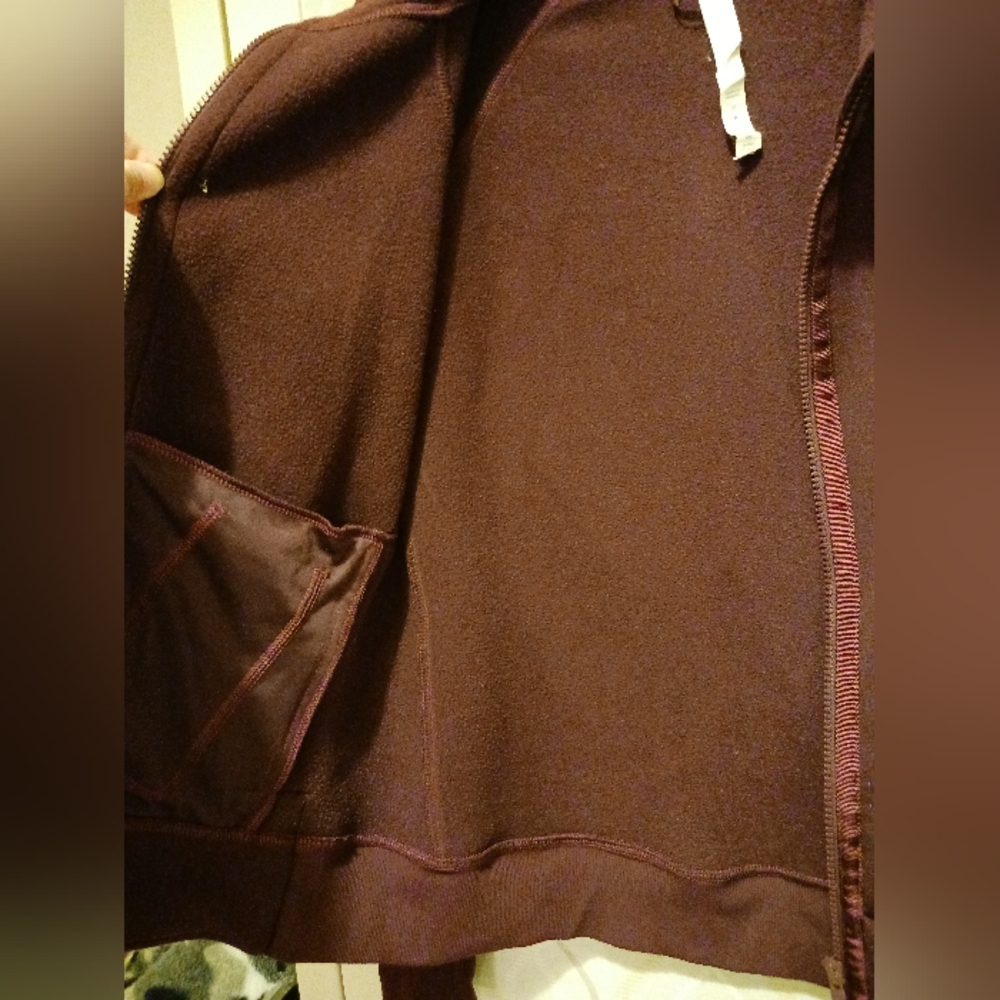 Lululemon Athletica Deep Purple Lightweight Jacket EUC Barely Worn - Picture 10 of 14